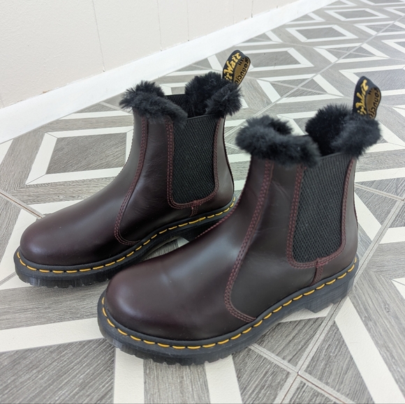 New! Doc Martens Leonore Faux Fur Lined Chelsea Boots Oxblood Color Size 6 - Picture 13 of 13